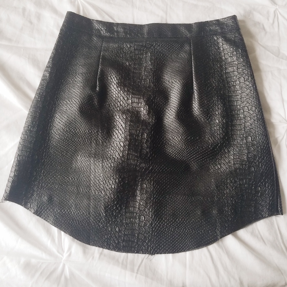 Missguided black Leather snake embossed skirt